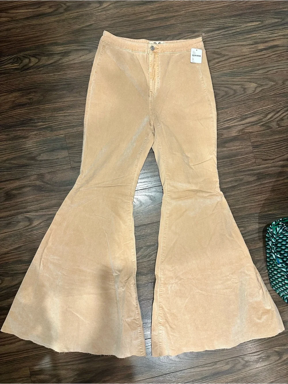 Free People Peach Velvet Float On Flare Pants Boho Chic Raw Hem Stretch 31 NWT